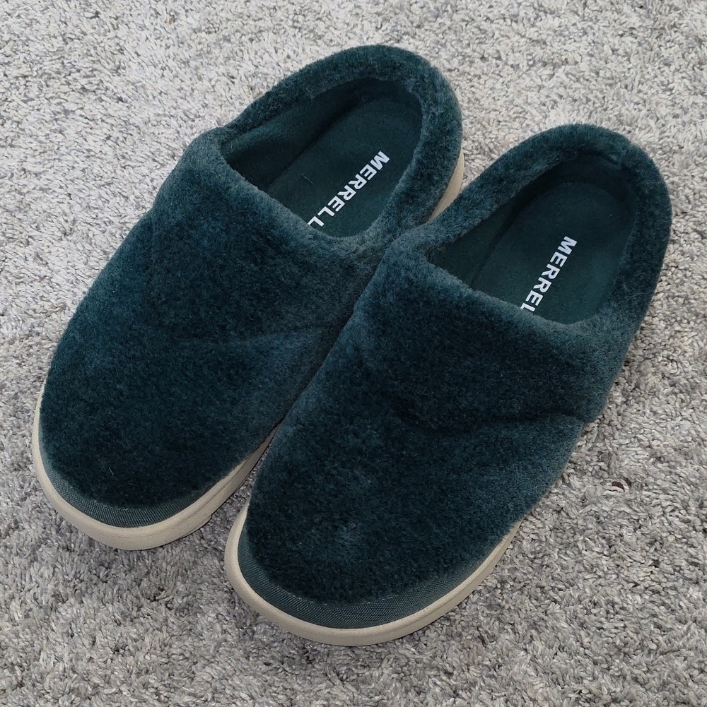 Merrell 9.5 10 Hut Moc Green Fuzzy Slippers Camping Slides Womens 41